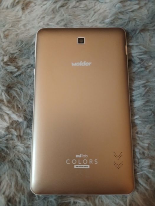 Vendo tablet impecável