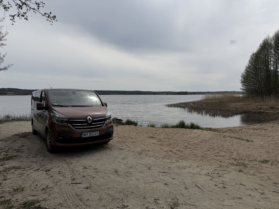Auto na wynajem 7-osobowe i 9- osobowe.