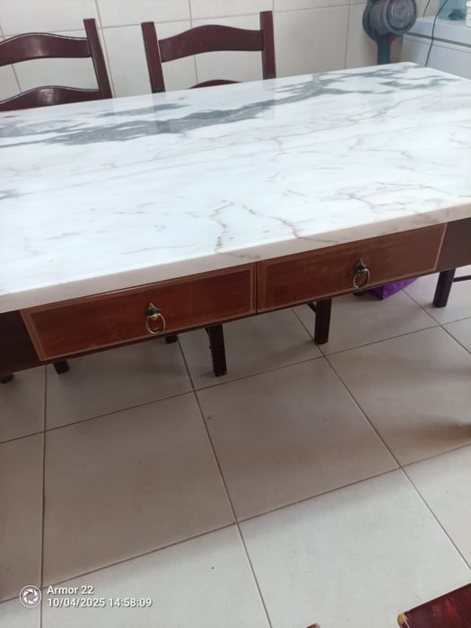 Vendo mesa de cozinha