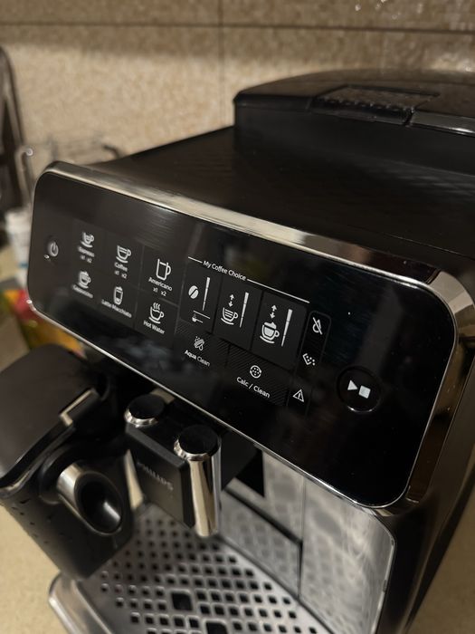Кофемашина Philips 3200 LatteGo