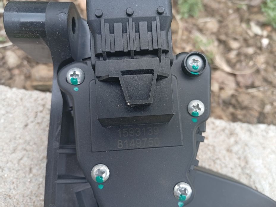 Pedal Opel potenciómetro