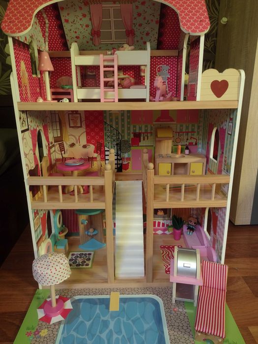 Domek dla lalek plus gratis