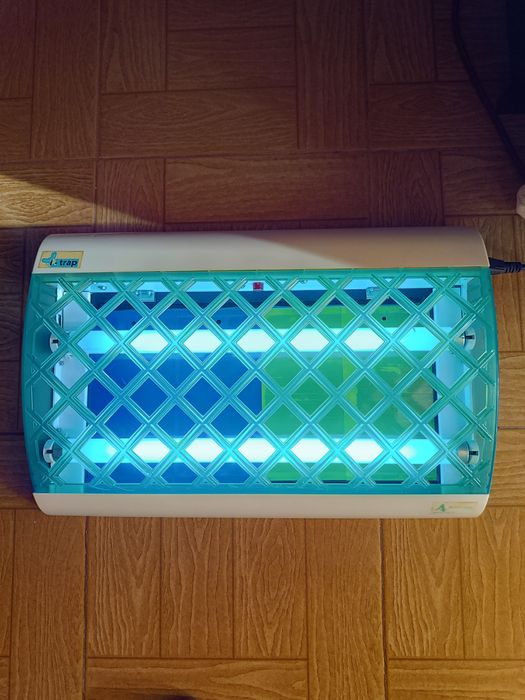 Apanha insetos Profissional i-trap 50E