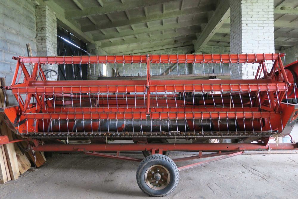 Kombajn BIZON z-056, jak Rekord