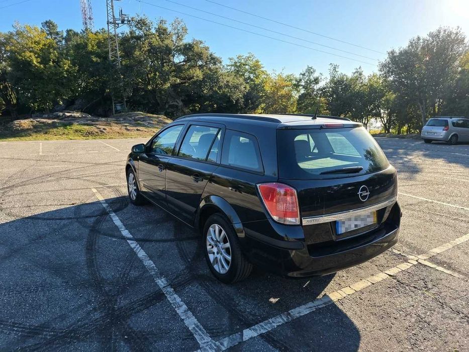 Opel astra caravan 1.7 cdti 2005