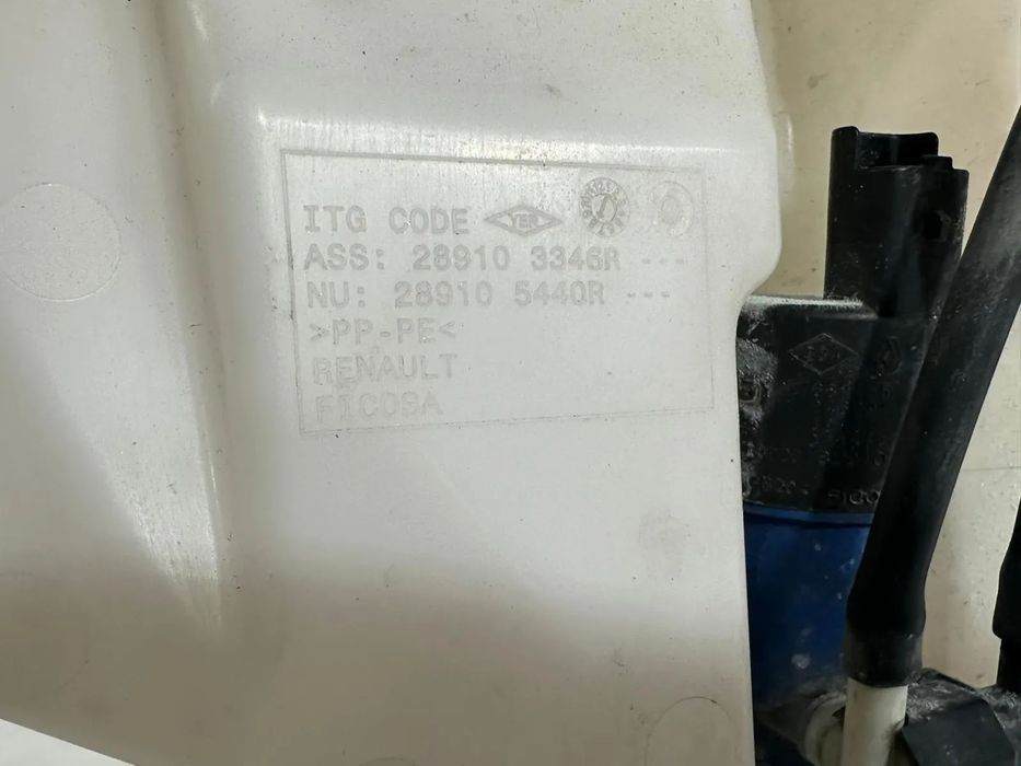 Reservatório Água Limpa Vidros - Renault Clio IV (2018)