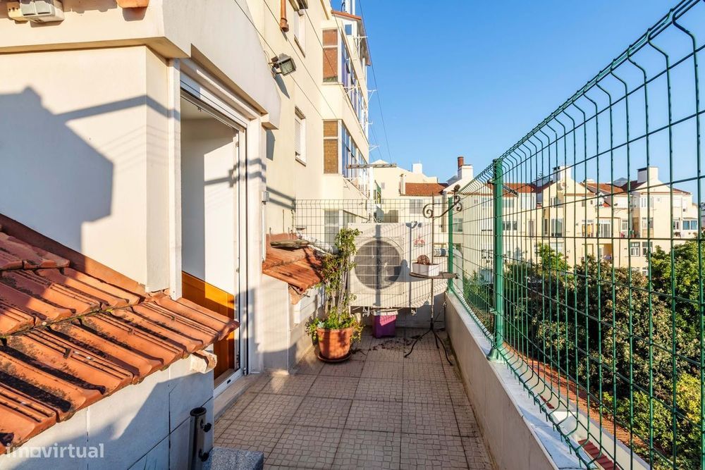 Viver Lisboa do Alto: T1+1 com Varandas e Vista 360º — Arroios, Lisboa