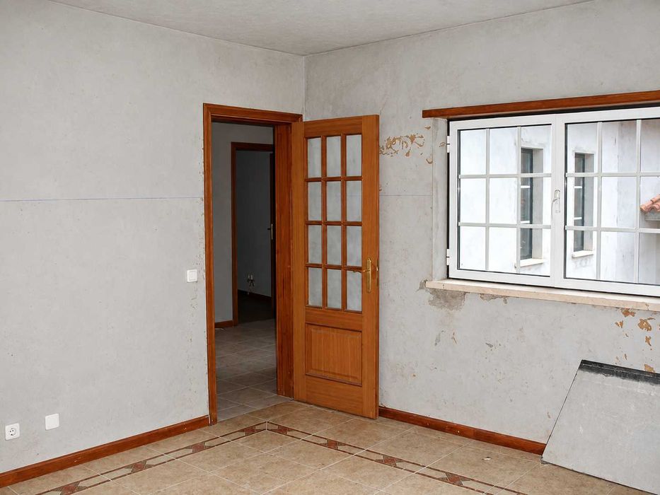 Moradia T3 em Cadima, Cantanhede | S/ Licença (Apenas Capital Próprio / Pronto Pagamento)