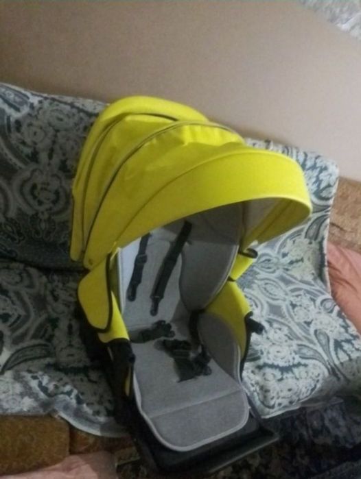 Коляска  прогулочная