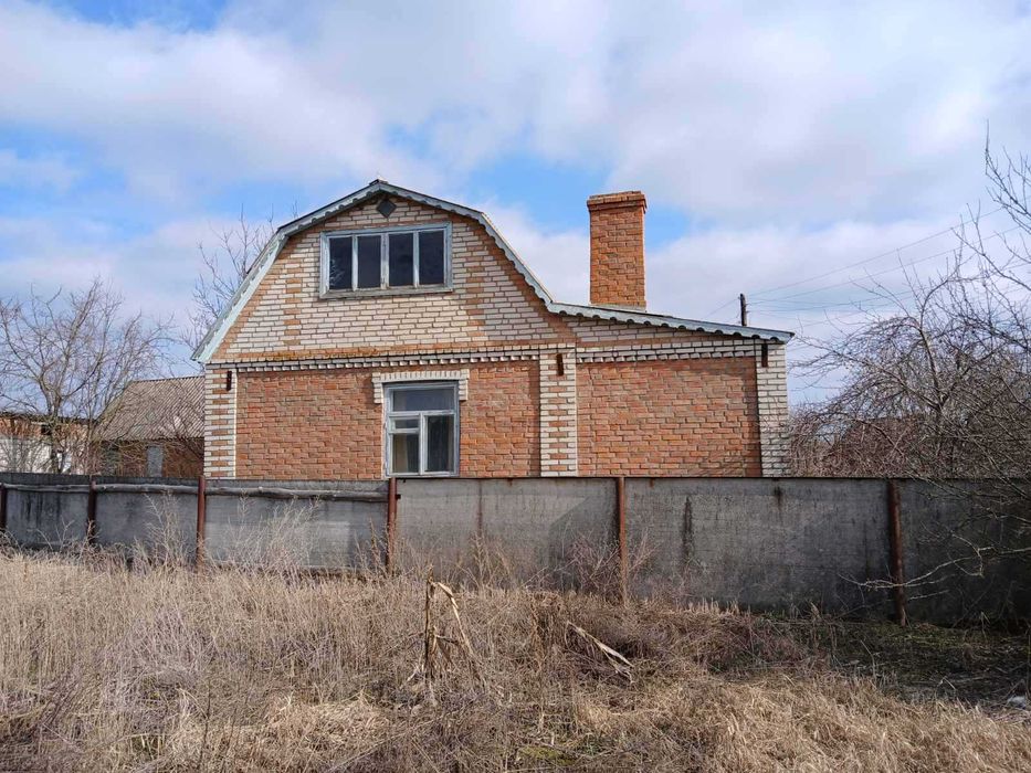 Цегляний будинок в с.Медвідка, в 14 км. від Вінниці