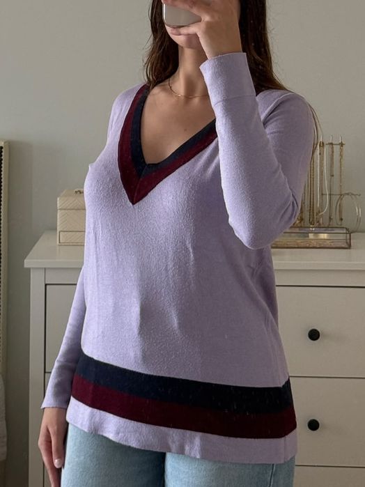 Camisola decotada