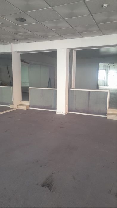 Arrenda-se espaço comercial c/ 440 m2, Cova da Piedade