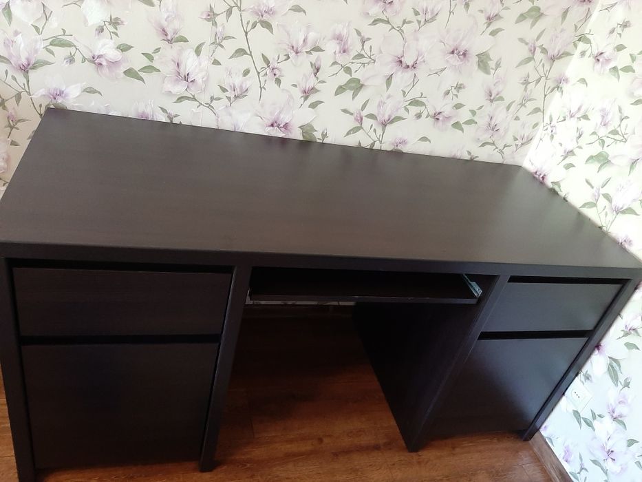 Продам Письменный Стол