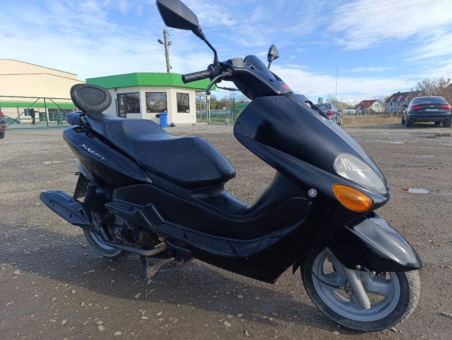 Ямаха Маджерсі 150