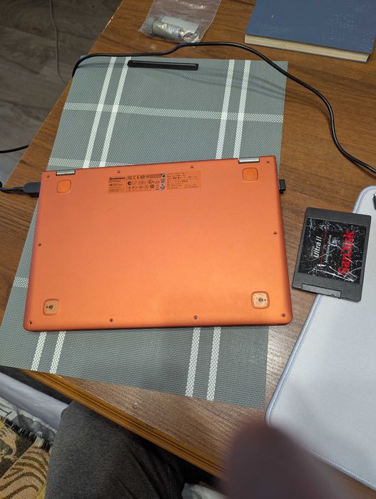 Cенсорний Lenovo IdeaPad Yoga 11\ 11.6"Nvidia Tegra 3 WindowsRT 2/64