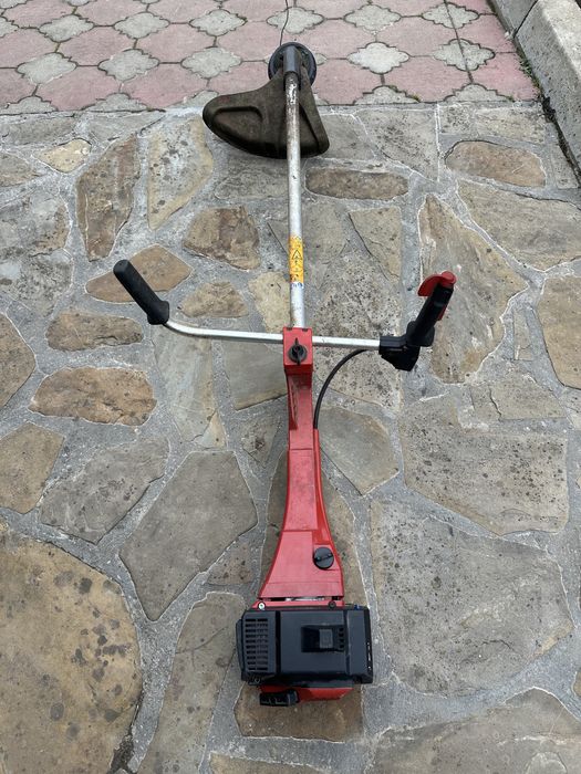 Мотокоса бензинова Jonsered підрізчик кущів RS —44. Оригінал Швеція.