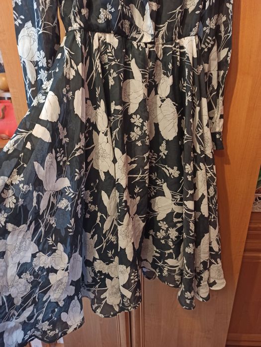 Sukienka rozkloszowana