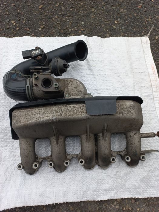 Впускний колектор VW Т4 2.5