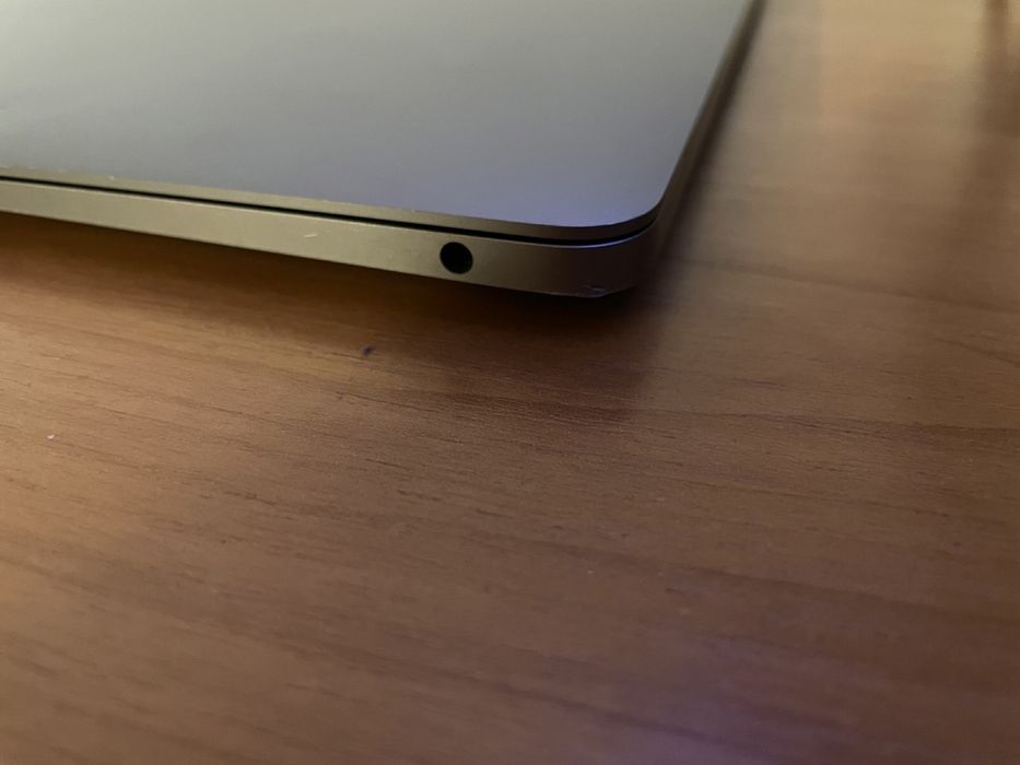 MacBook air M1 Space gray A2337, 2020 року акб 87%