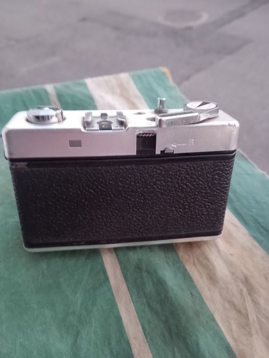 Máquina fotográfica analógica