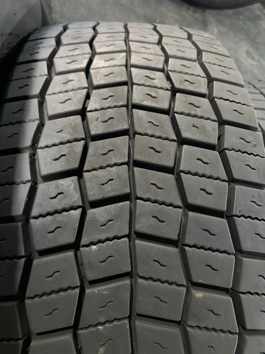 шина вантажна б/в 295/60R22,5 Hankook DH31  (4 шт.)