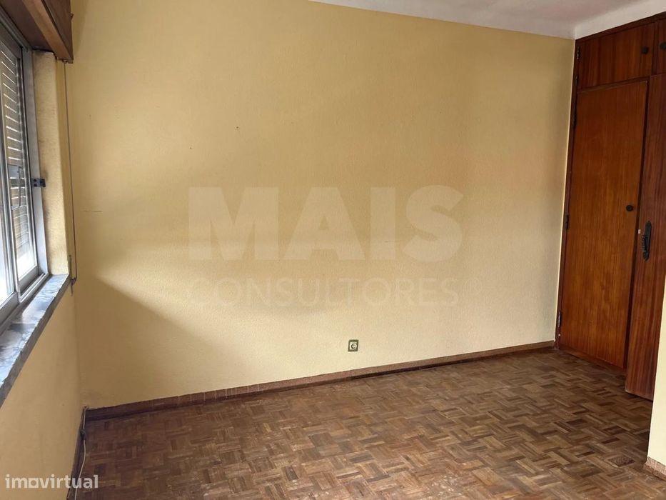 Apartamento T3 no centro das Caldas da Rainha com elevador