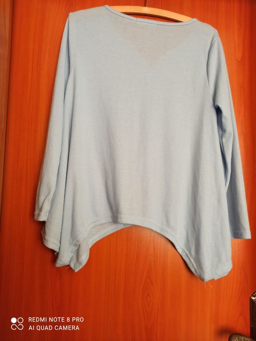 Niebieska bluzka prążek