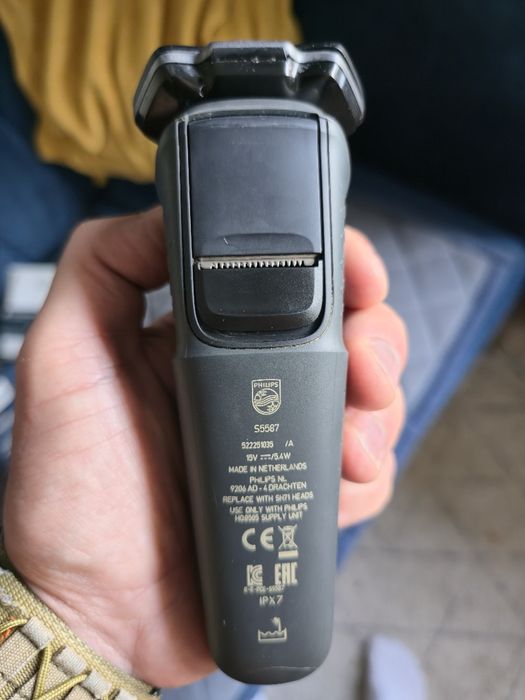 Maszynka do golenia Philips Series 5000 SkinIQ