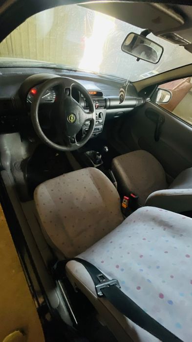 Carro Opel corsa — photo 2