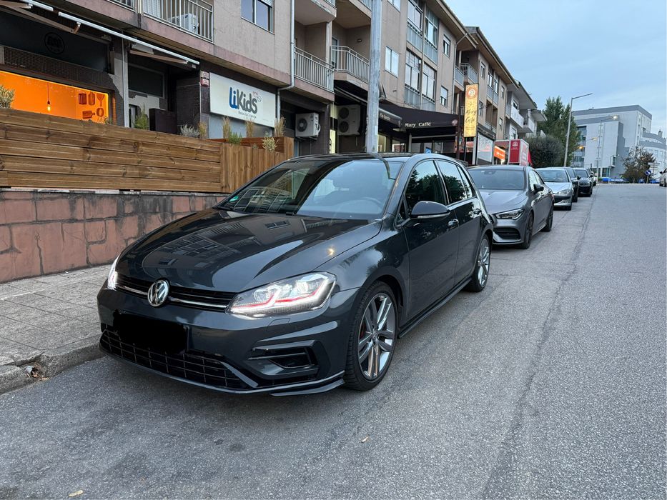 Volkswagen VII Golf GTI