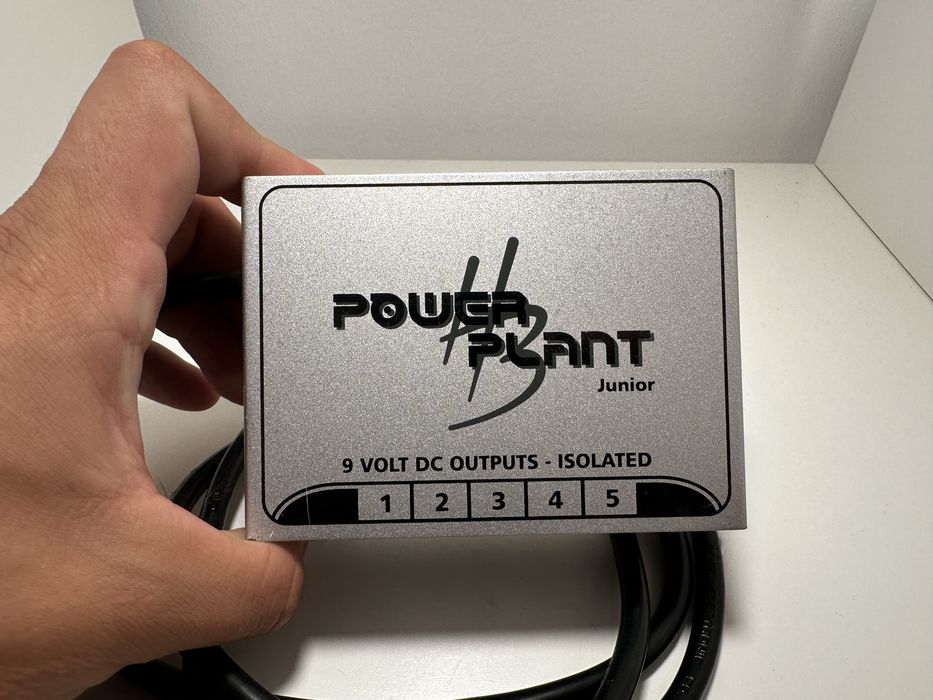 Fonte de Alimentação Harley Benton Power Plant Junior (ver descrição)