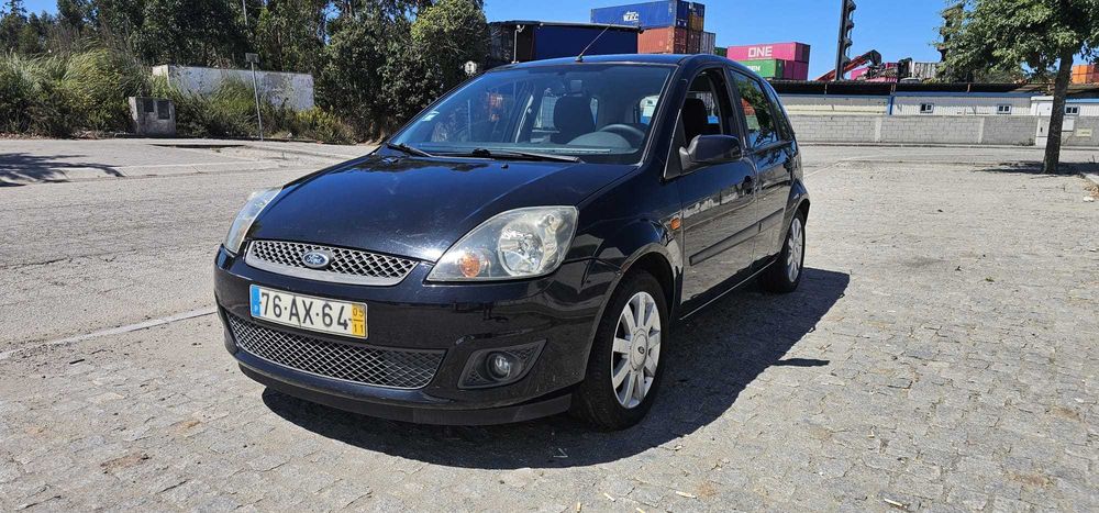 Ford Fiesta First Edition 1.25 Gasolina – 2005 - 125.000km