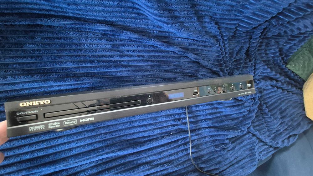 DVD / onkyo / hdmi / pilot