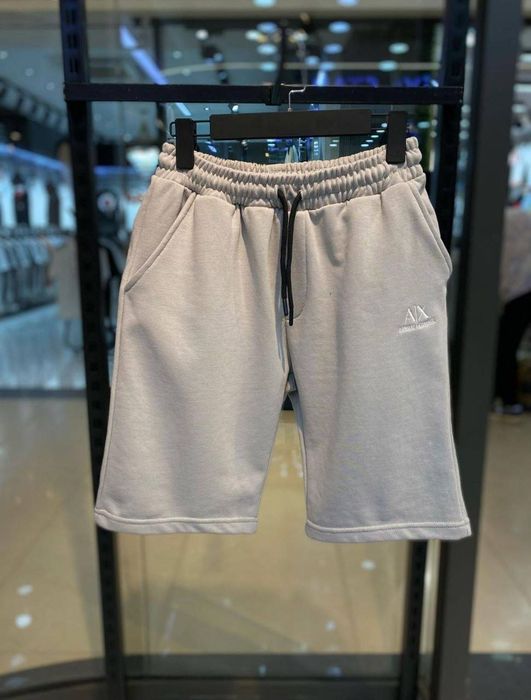 Чоловічі мужские  шорти  Armani EA7