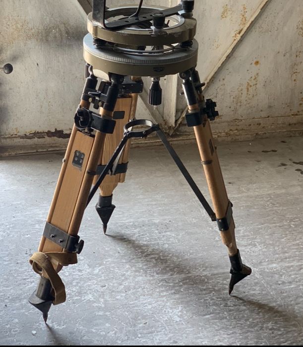 Штатив тринога гирокомпаса 1Г17.