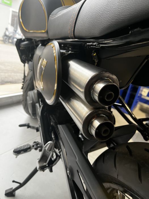 Bluroc Tracker 125 - Como Nova