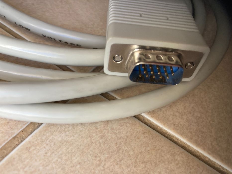 Vendo cabo computador