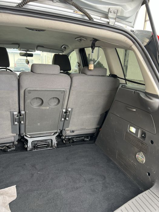 Ford Focus C-Max 1.6 TDCi в Чудовому стані !