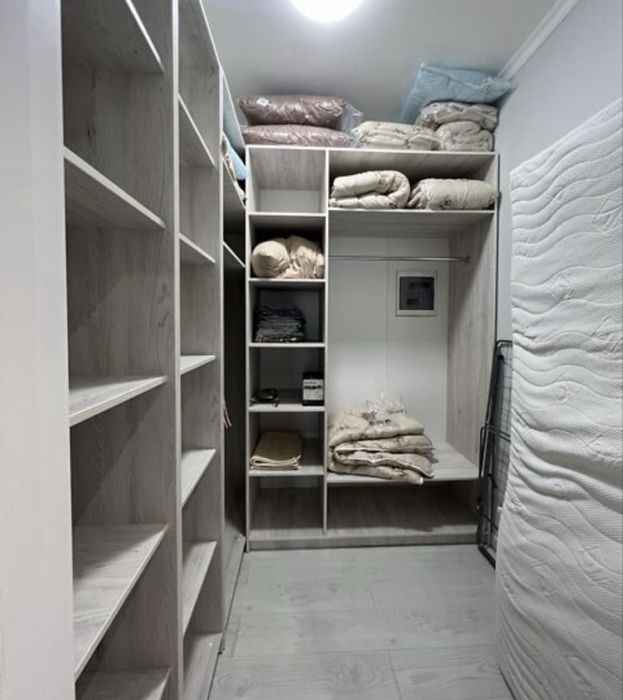 Продається одноповерховий дуплекс.