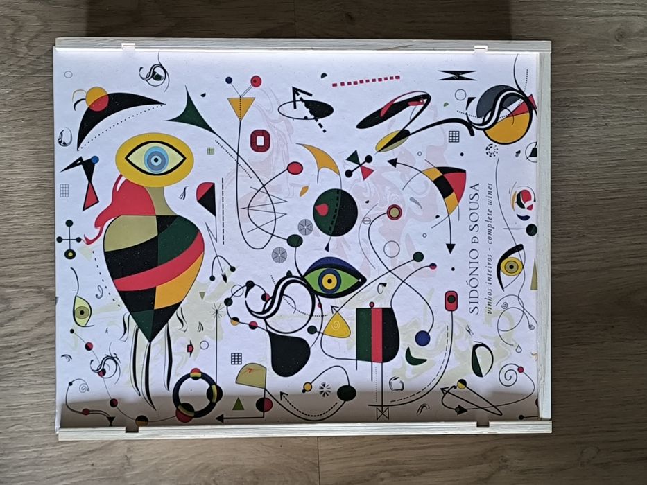 Caixas de vinho/ madeira  raras e especiais