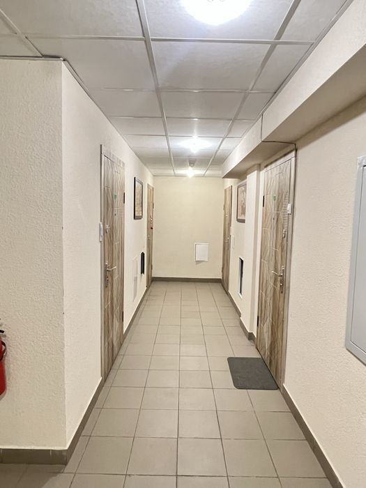 ЖК Смарт с ремонтом, мебелью,техникой,паркингом, кладовкой. от хозяина