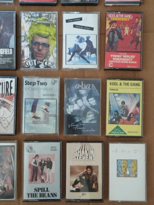 Várias Cassetes Antigas Internacionais #C02L01