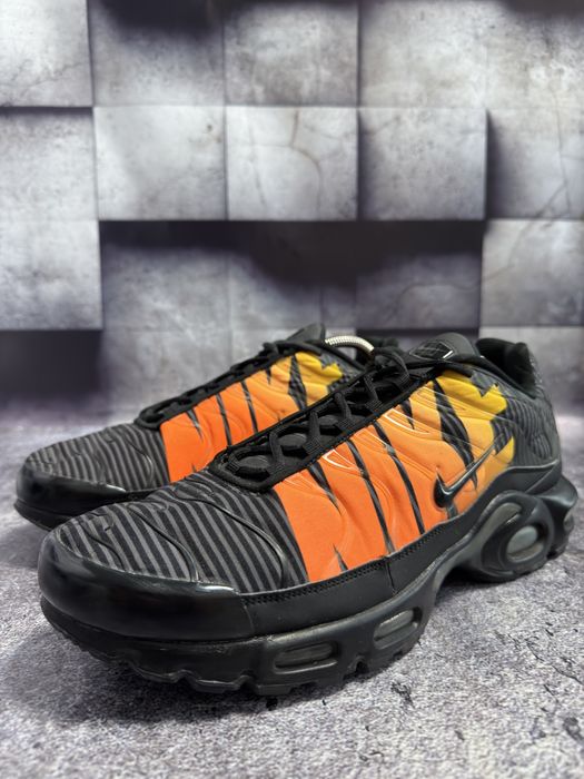 Кросівки чоловічі Nike Air Max Plus TN Mercurial Black Orange 46р