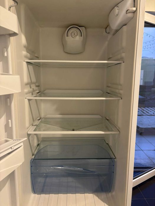 Vende-se frigorifico e congelador TEKA usado