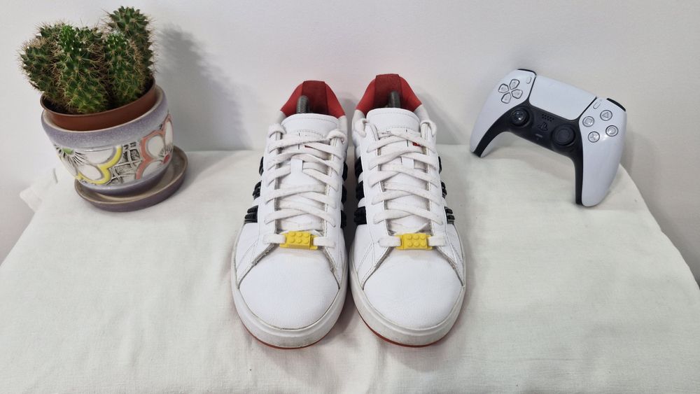 Adidas Lego.Розмір 40.5
