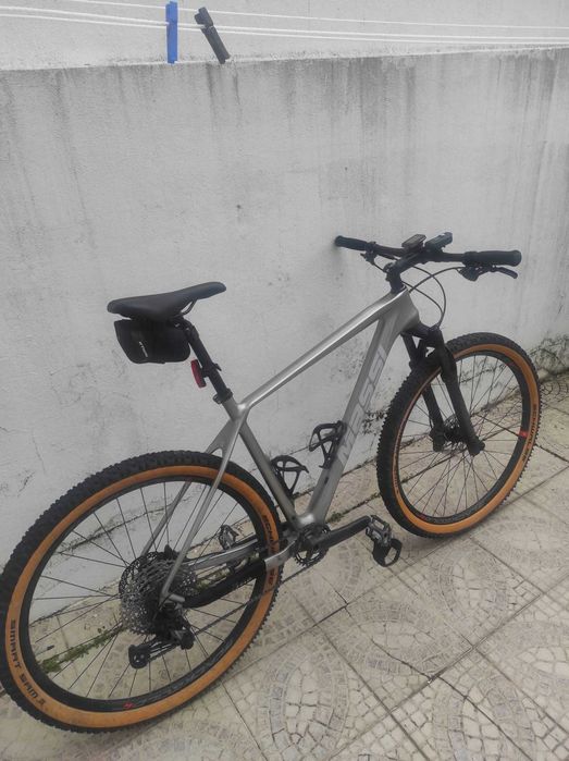 Massi Team elite carbono XL 2023, transmissão SLX, suspensão Judy