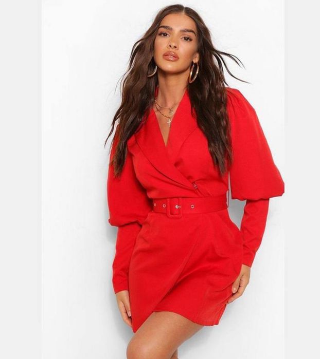 Червоне плаття  Boohoo з поясом