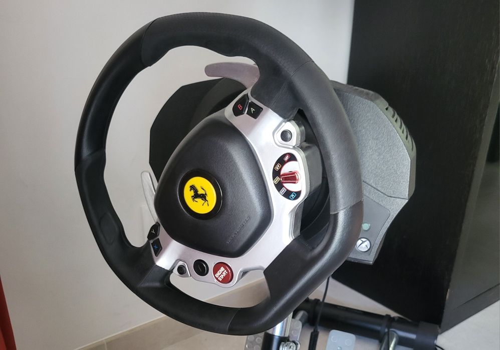 Volante - XBOX - PC - Thrustmaster TX Racing Ferrari 458 Italia Editi