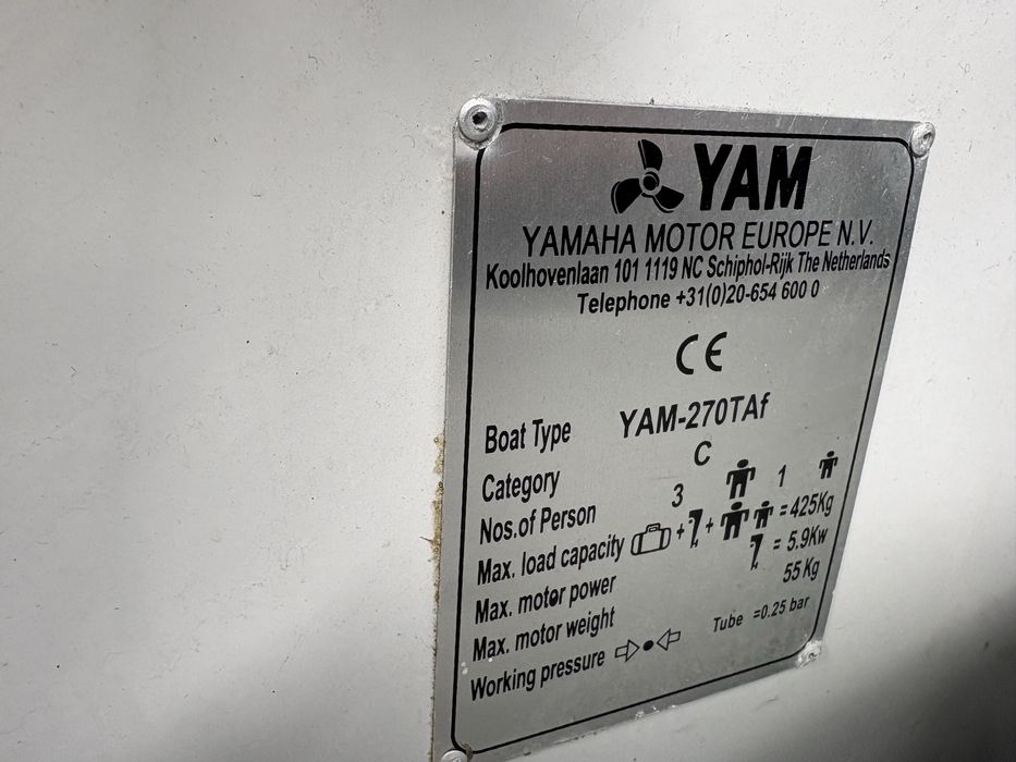 YAM 270TAF + Yamaha F9.9
