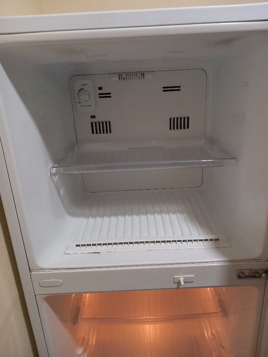 Frigorífico Combinado LG + película autocolante para aplicar